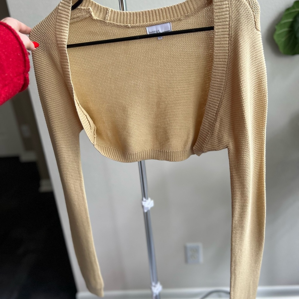 DANIELLE BERNSTEIN Tan Knit Cropped Cardigan